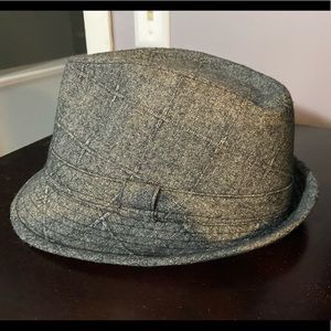 🧞‍♀️2/$25 Gray hat